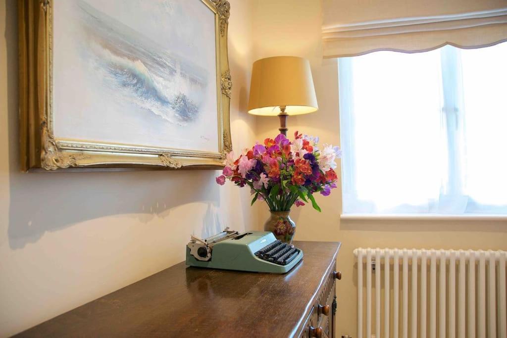 Canal View 2 Bedrooms End Of Terrace Chichester Luaran gambar