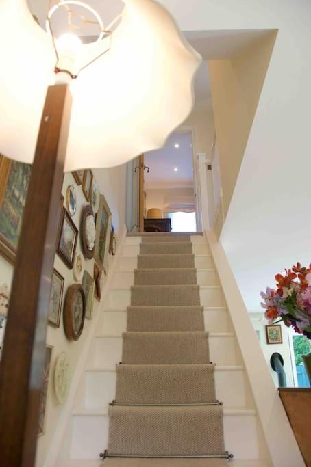 Canal View 2 Bedrooms End Of Terrace Chichester Luaran gambar